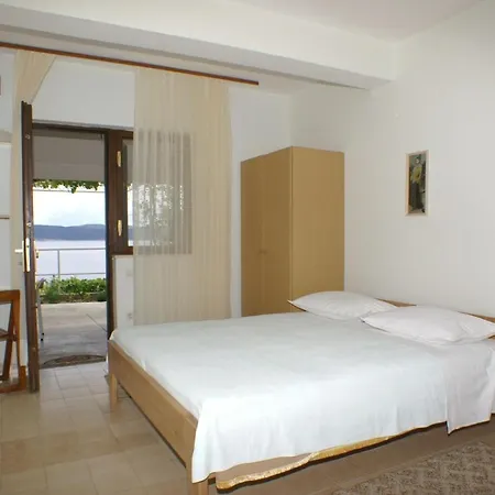 By The Sea Pisak, Omis - 2750 Pisak