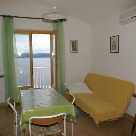 Apartment By The Sea Pisak, Omis - 2750 Pisak